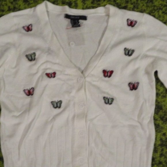 Cropped embroidered butterfly cardigan - Forever 21 - Picture 1 of 6